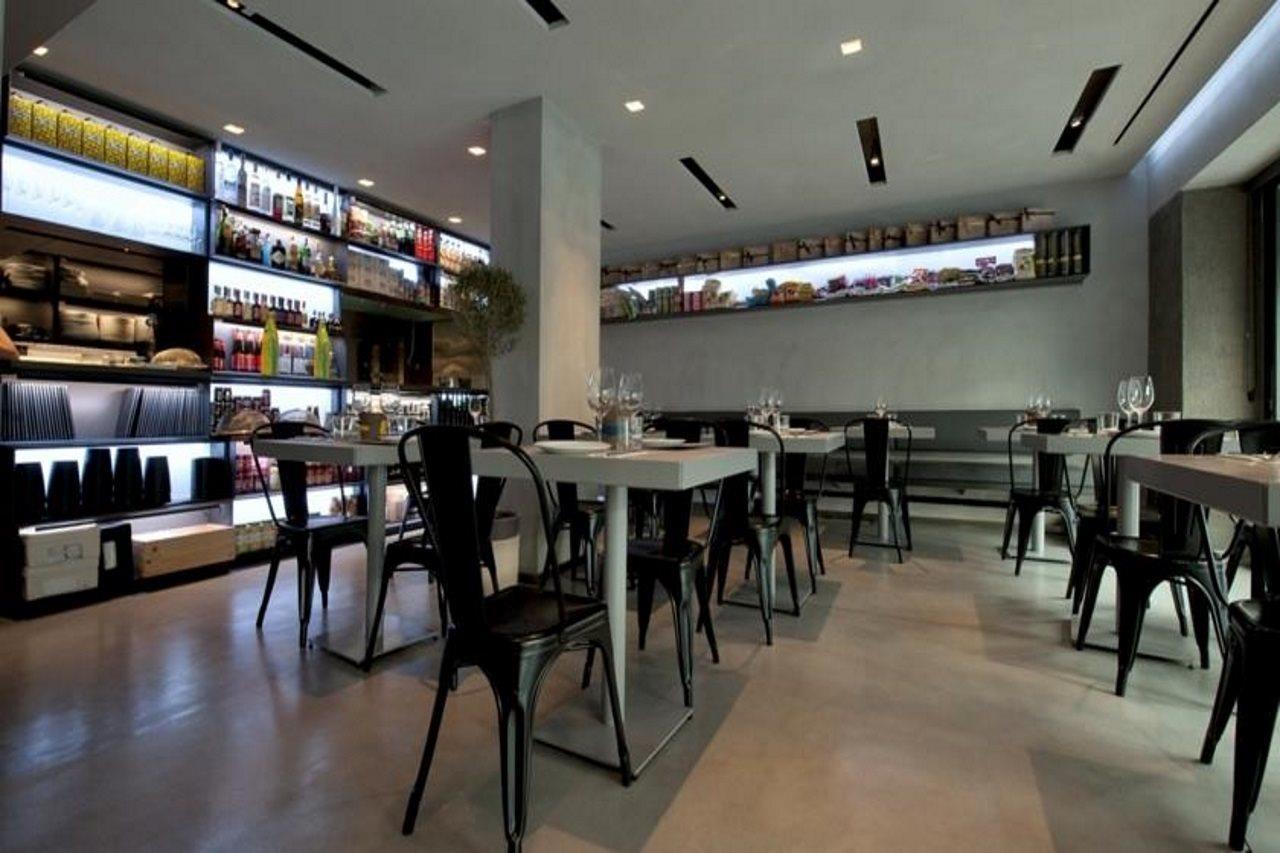 Periscope Hotel